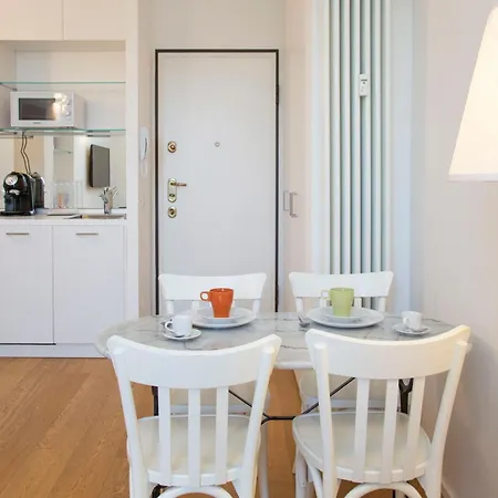 Exclusive Location, Cozy And Modern Apartment