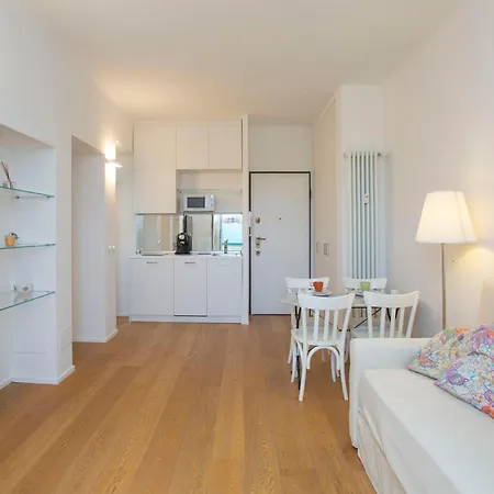 Апартаменты Exclusive Location, Cozy And Modern Милан